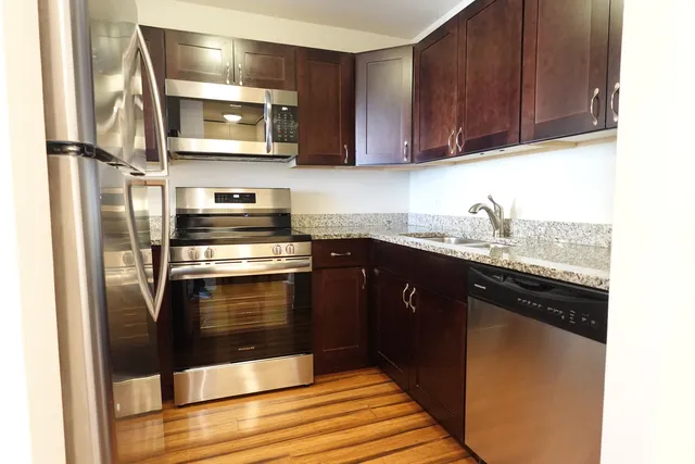 $225,000 | 3660 North Lake Shore Drive, Unit 1107, Chicago, IL 60613