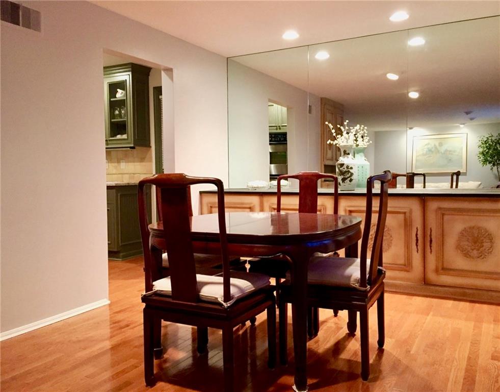 5628 Marlborough Road Pittsburgh, PA 15217 - Photo 6 of 19 DINING ROOM- Stylish built-in buffet & dry bar