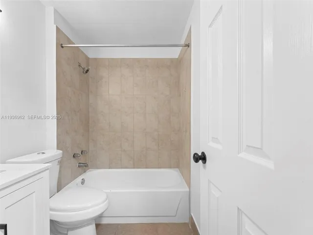 $220,000 | 720 Cypress Lane, Unit F9, Deerfield Beach, FL 33064