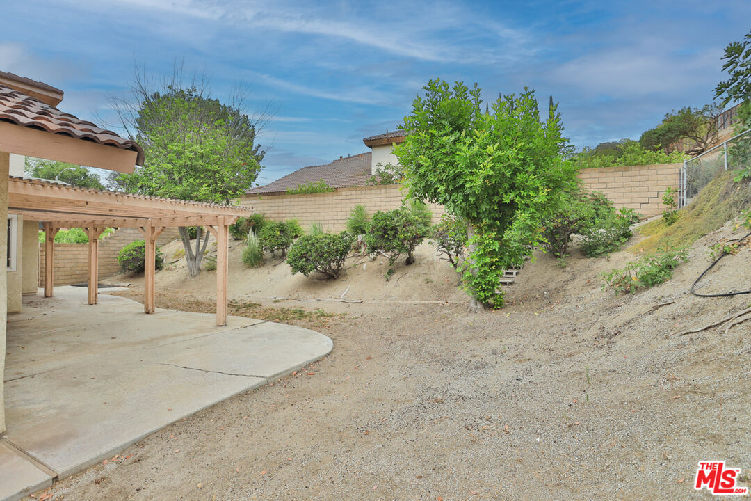 6811 Wilding Place Riverside, CA 92506 - Photo 33 of 42 an outdoor view with patio