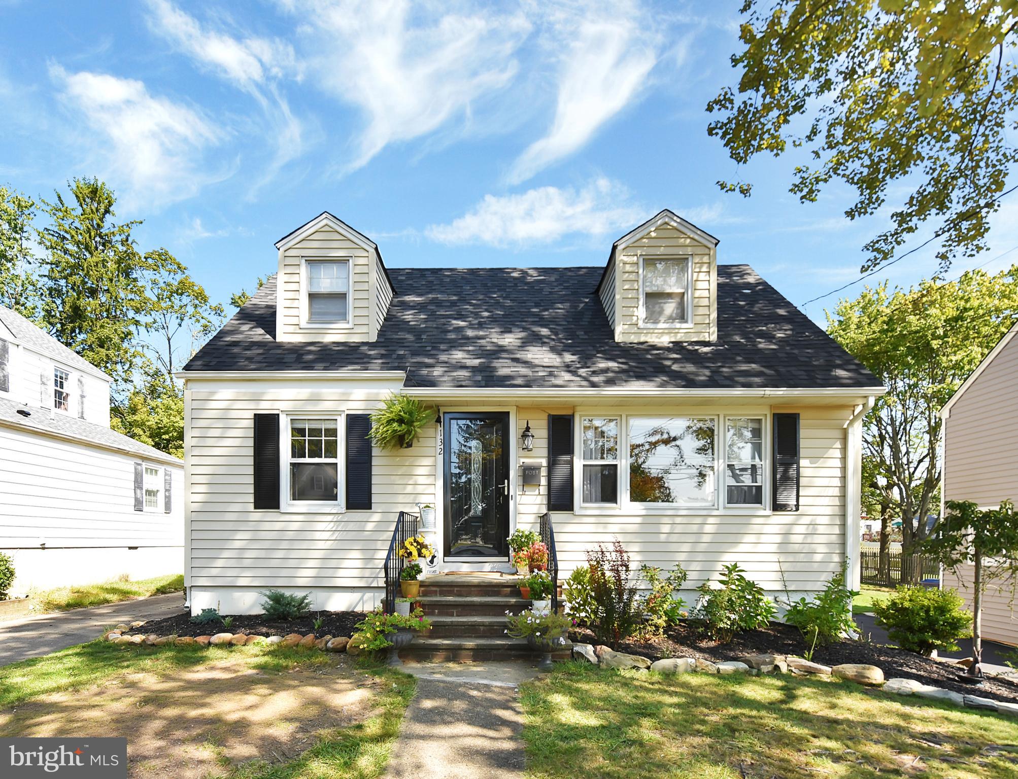 132 Roxboro Road Trenton, NJ 08648 - Photo 1 of 25 Front