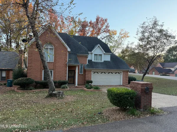 $2,500 | 1327 Fox Chase Drive, Southaven, MS 38671