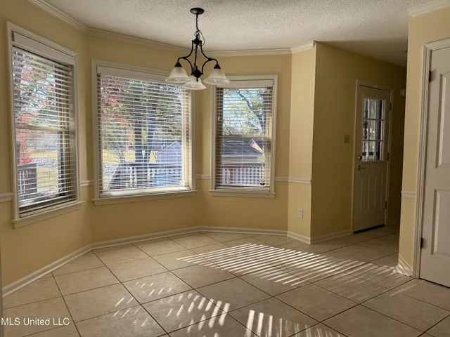 $2,500 | 1327 Fox Chase Drive, Southaven, MS 38671