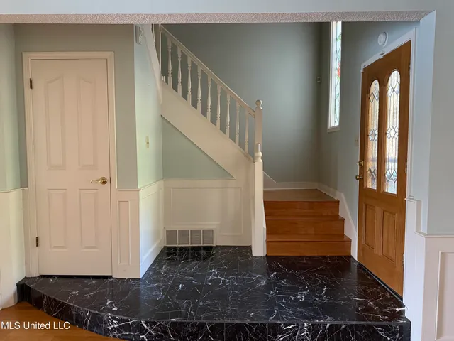 $2,500 | 1327 Fox Chase Drive, Southaven, MS 38671