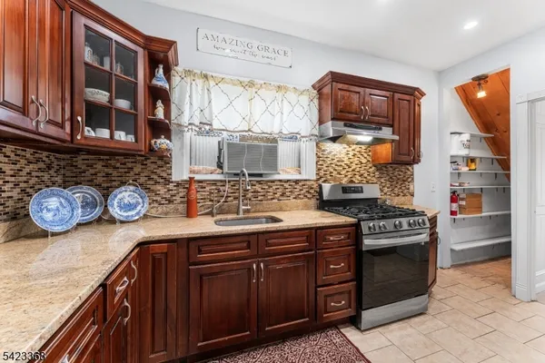 $525,000 | 61 Jackson Street, South River, NJ 08882