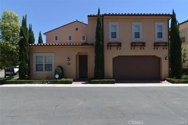 $5,200 | 308 Bronze, Irvine, CA 92618