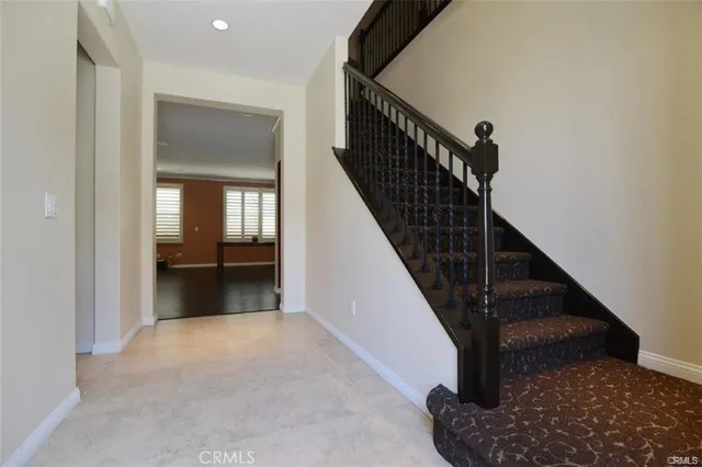 $5,200 | 308 Bronze, Irvine, CA 92618