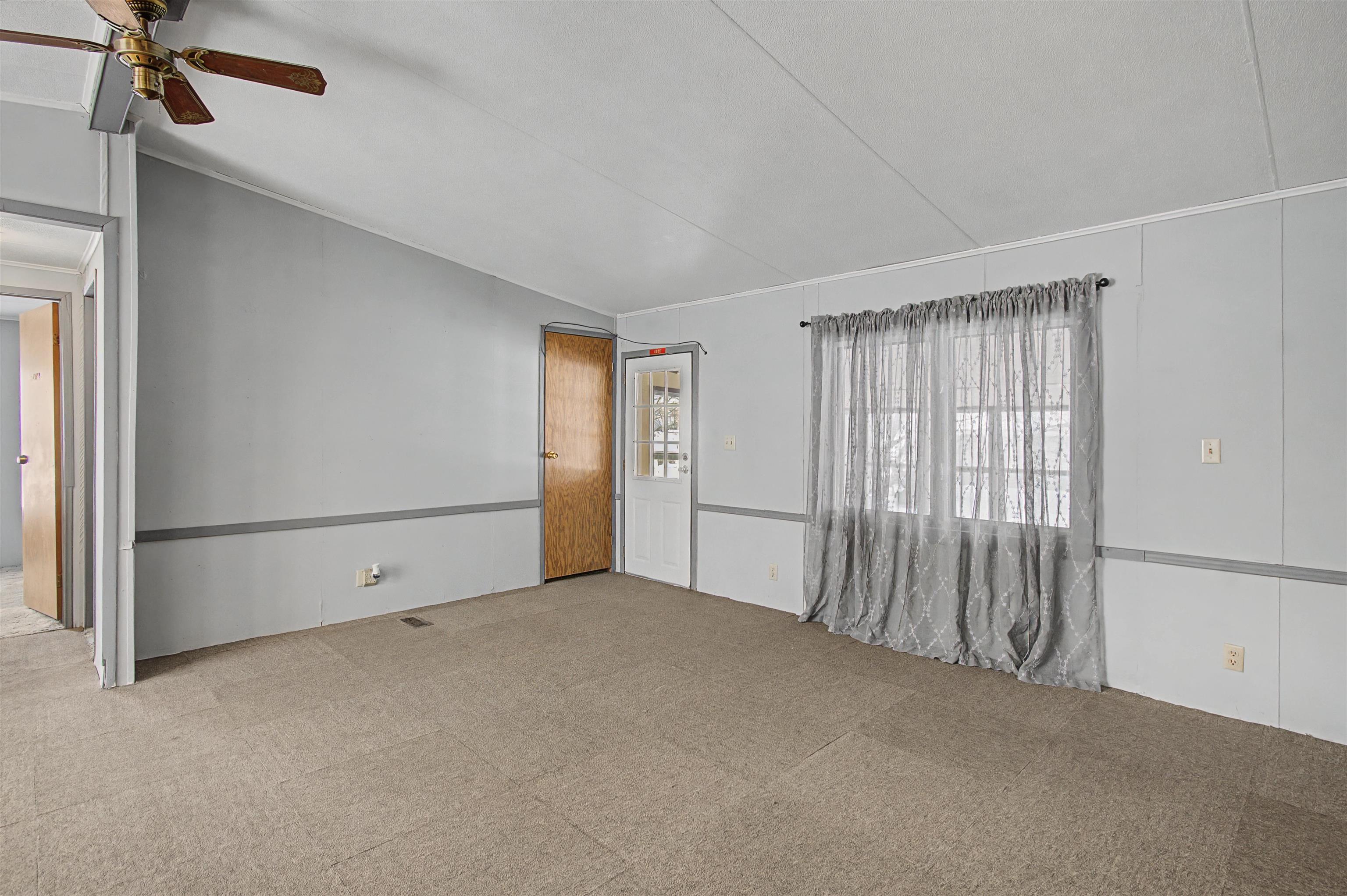 48 Maple Street Swanton, VT 05488 - Photo 12 of 33