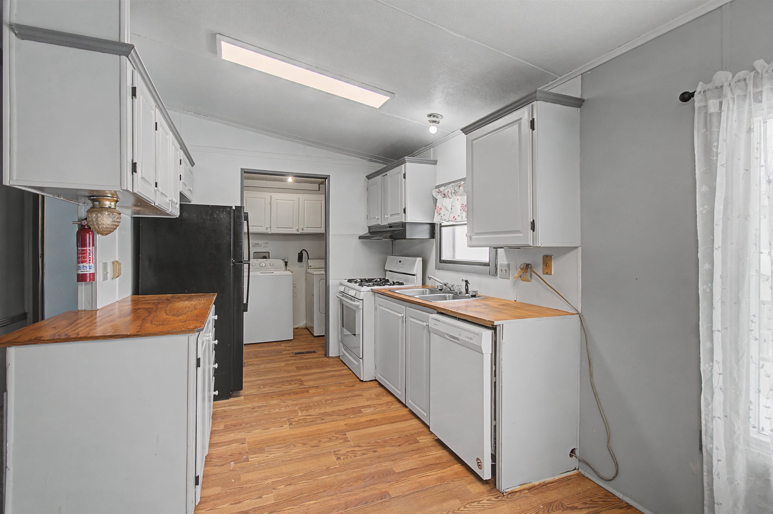 48 Maple Street Swanton, VT 05488 - Photo 9 of 33