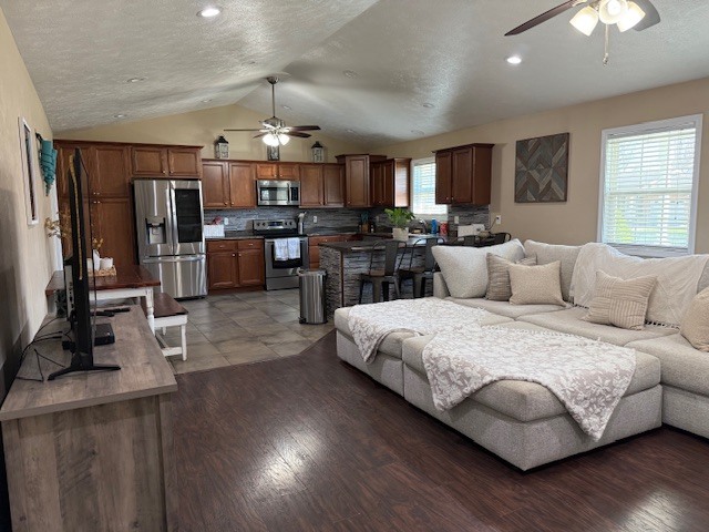 911 East Stotlar Street Herrin, IL 62948 - Photo 19 of 31