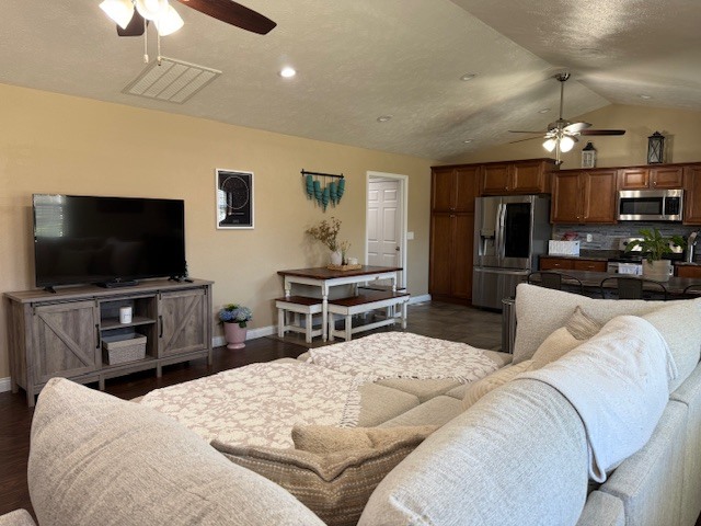 911 East Stotlar Street Herrin, IL 62948 - Photo 20 of 31