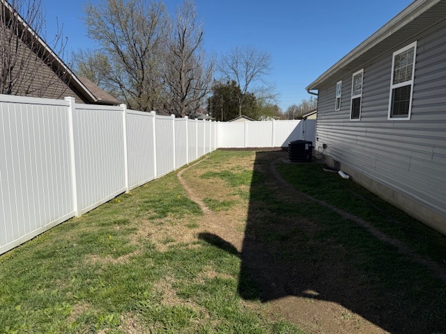 911 East Stotlar Street Herrin, IL 62948 - Photo 26 of 31