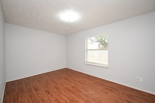 $2,050 | 3551 Santa Rosa Lane, Sugar Land, TX 77478