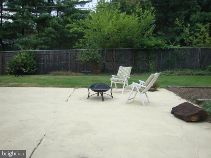 7823 Ballston Road Towson, MD 21204 - Photo 1 of 21 Exterior (Rear)