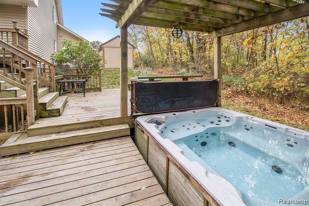 1818 Fox Ridge Drive Howell, MI 48843 - Photo 36 of 42 Gallery Image 36