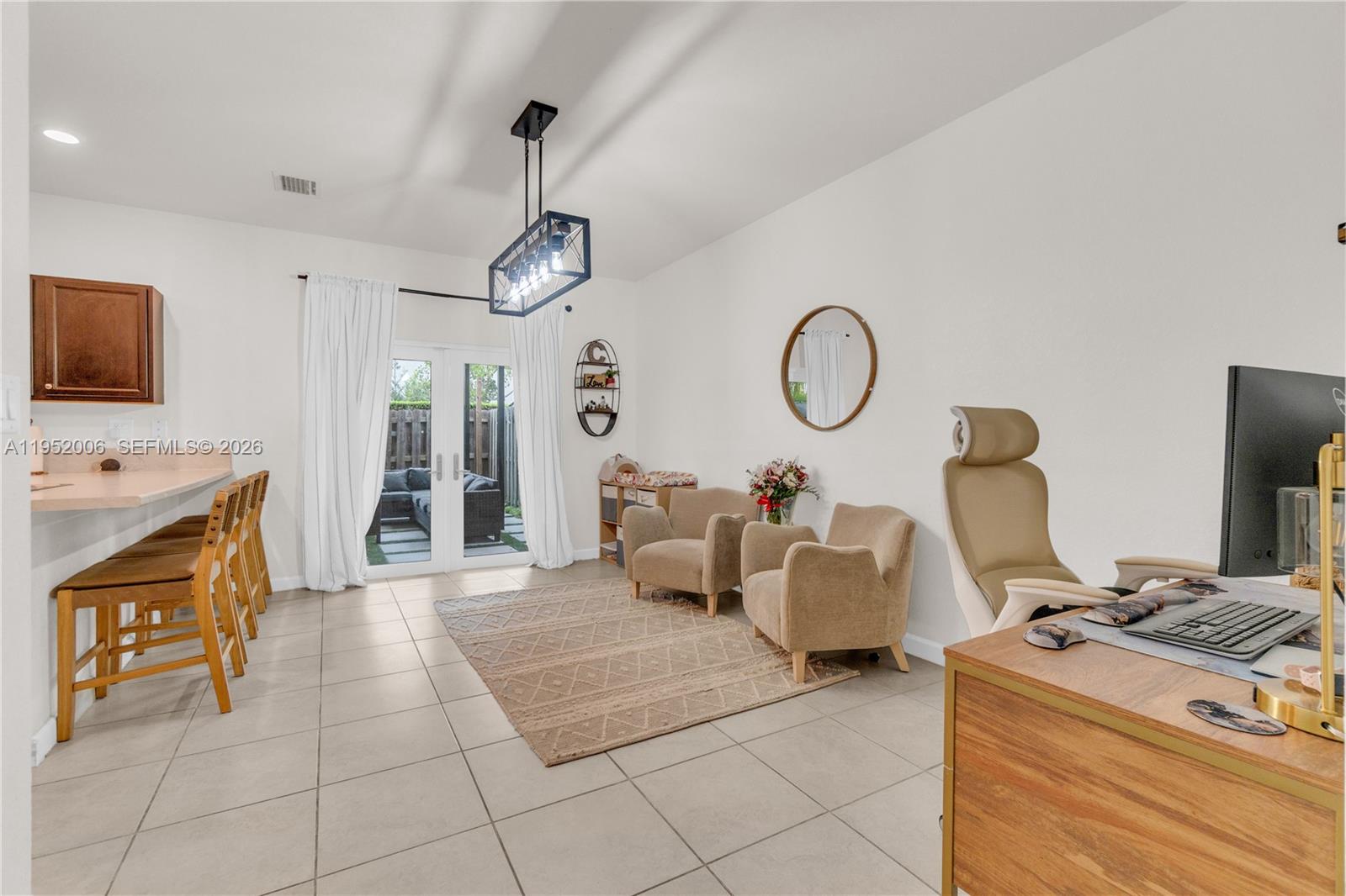 25013 Southwest 114th Court Homestead, FL 33032 - Photo 10 of 39
