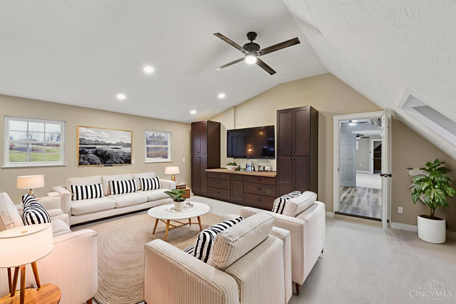 2545 Cliff Road North Bend, OH 45052 - Photo 33 of 55 Second floor great room with wet bar and cathedral ceilings