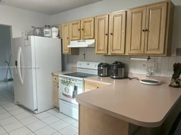 $3,500 | 19920 Southwest 118th Place, Miami, FL 33177