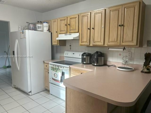 19920 Southwest 118th Place Miami, FL 33177 - Photo 18 of 23