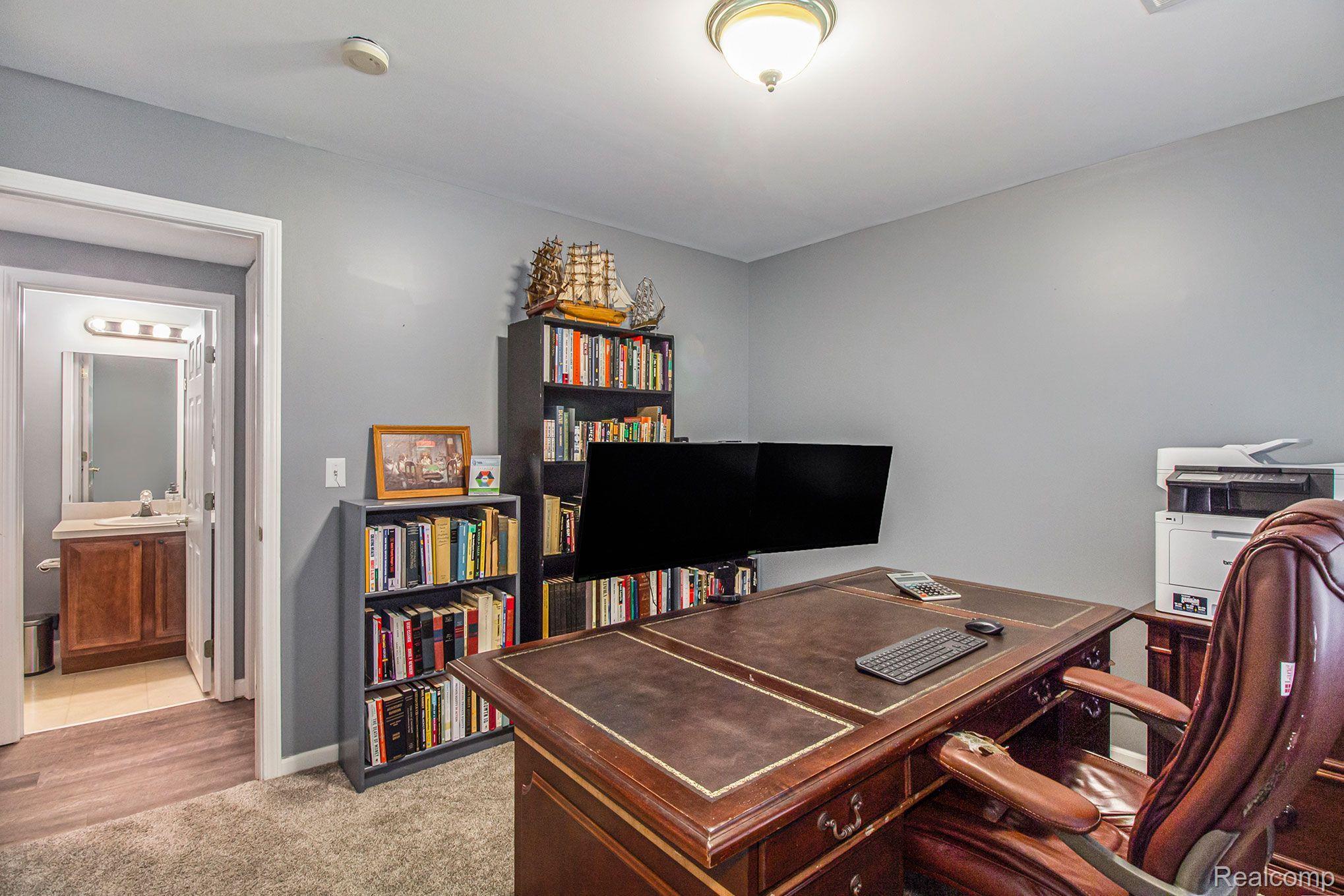 9537 Timber Ridge Drive Grand Blanc, MI 48439 - Photo 16 of 23 Gallery Image 16