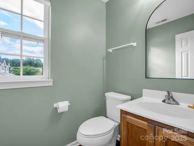 $289,900 | 69 Wiltshire Circle, Fletcher, NC 28732