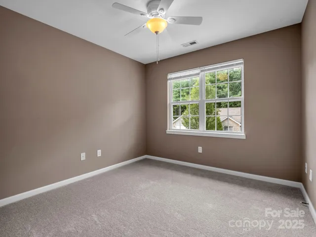 $289,900 | 69 Wiltshire Circle, Fletcher, NC 28732