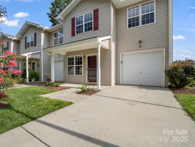 $289,900 | 69 Wiltshire Circle, Fletcher, NC 28732