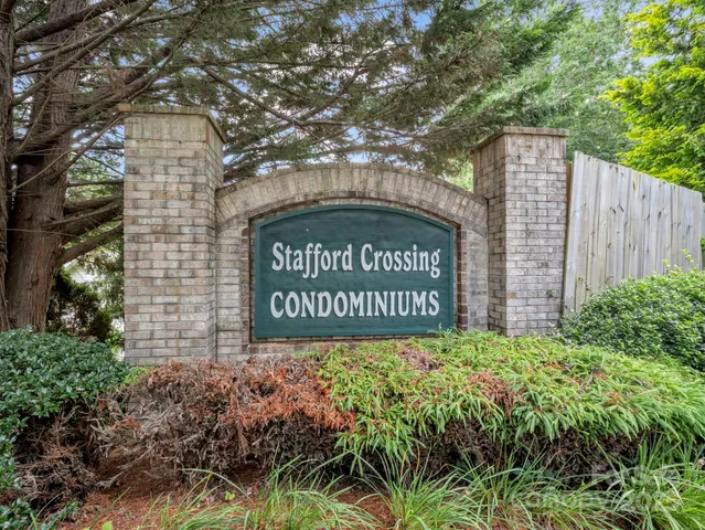 $289,900 | 69 Wiltshire Circle, Fletcher, NC 28732