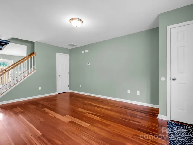 $289,900 | 69 Wiltshire Circle, Fletcher, NC 28732