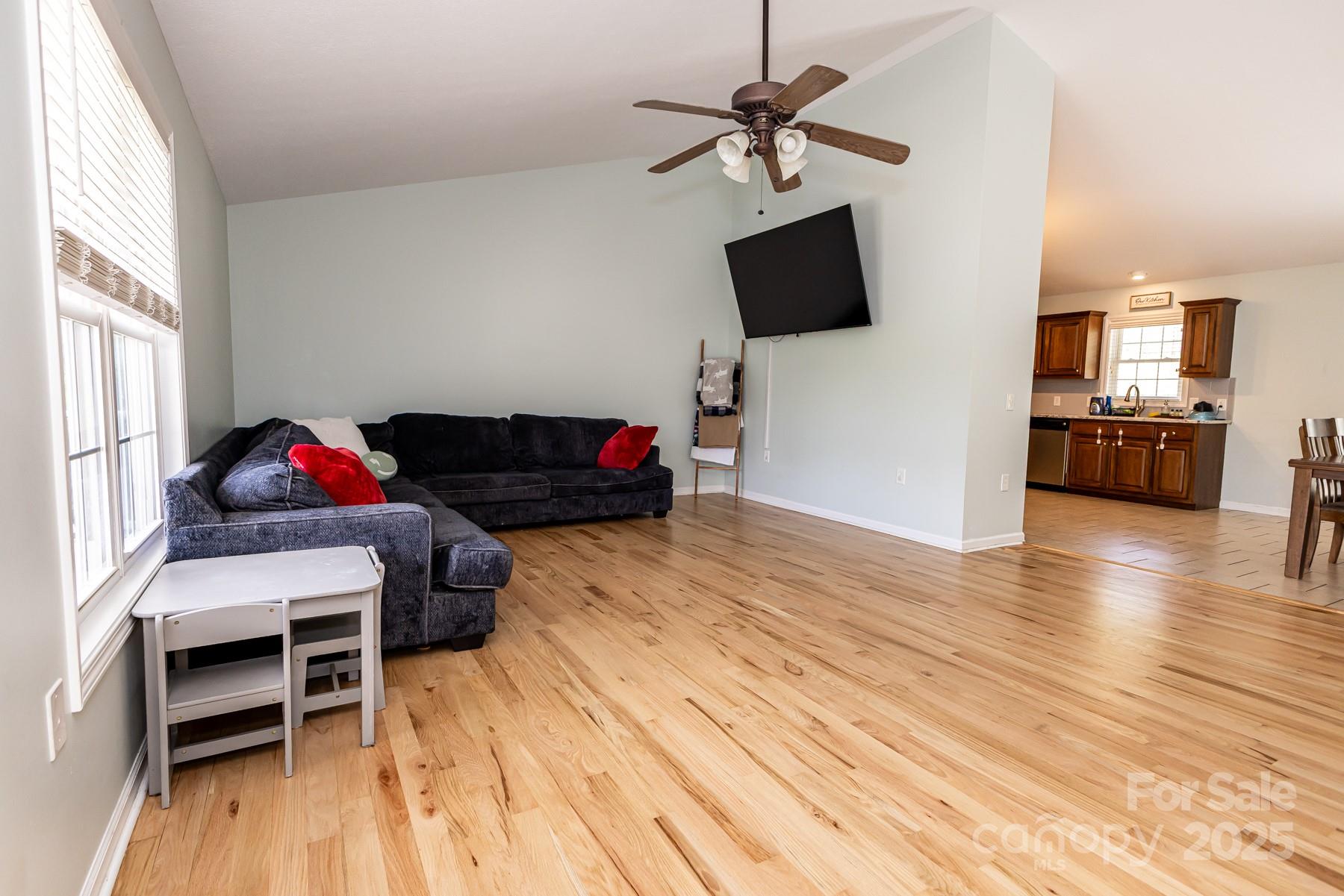 2139 Olde Farm Road Southeast Hudson, NC 28638 - Photo 3 of 44 Gallery Image 3
