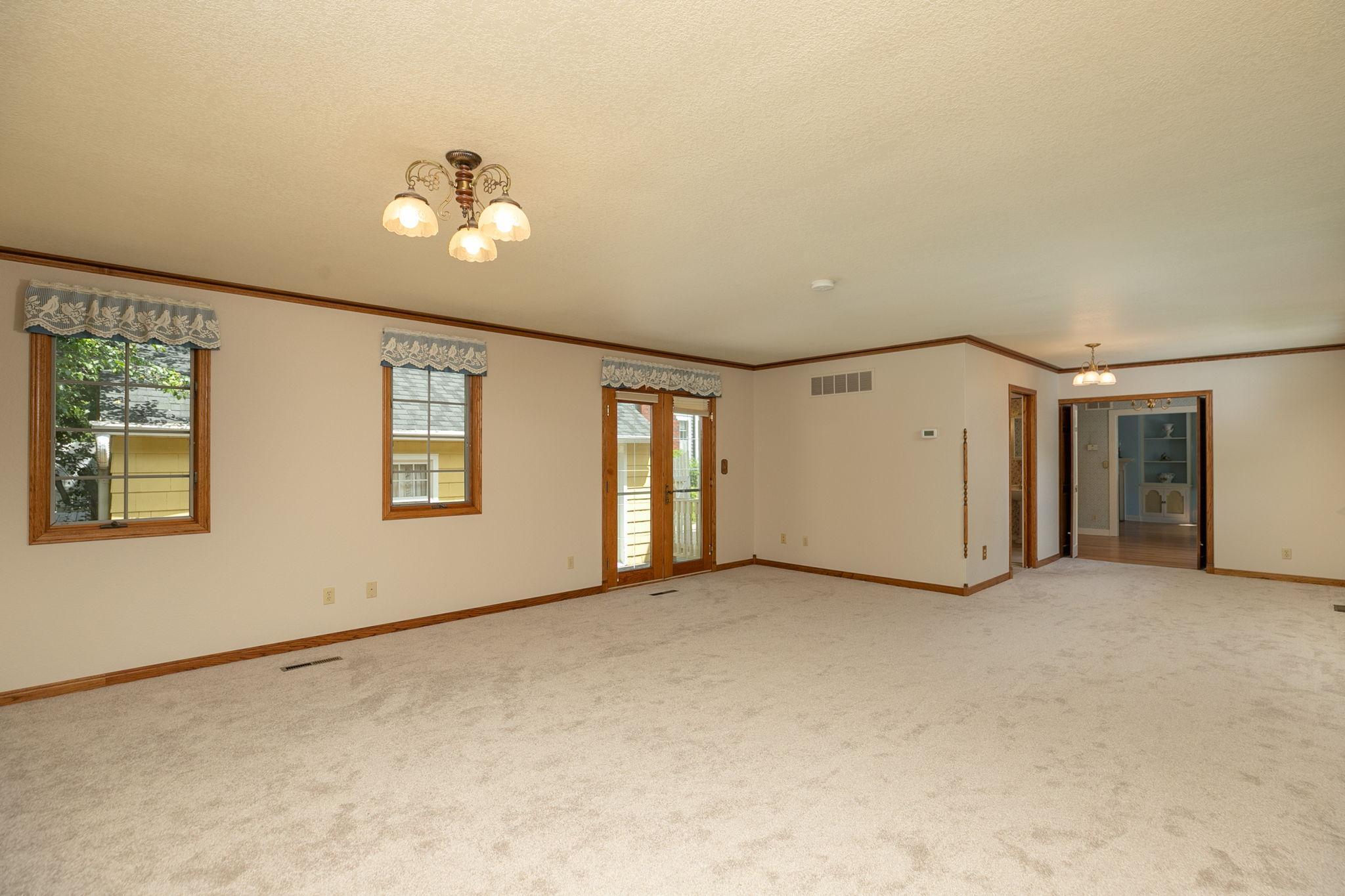 725 7th Avenue Southwest Rochester, MN 55902 - Photo 14 of 38