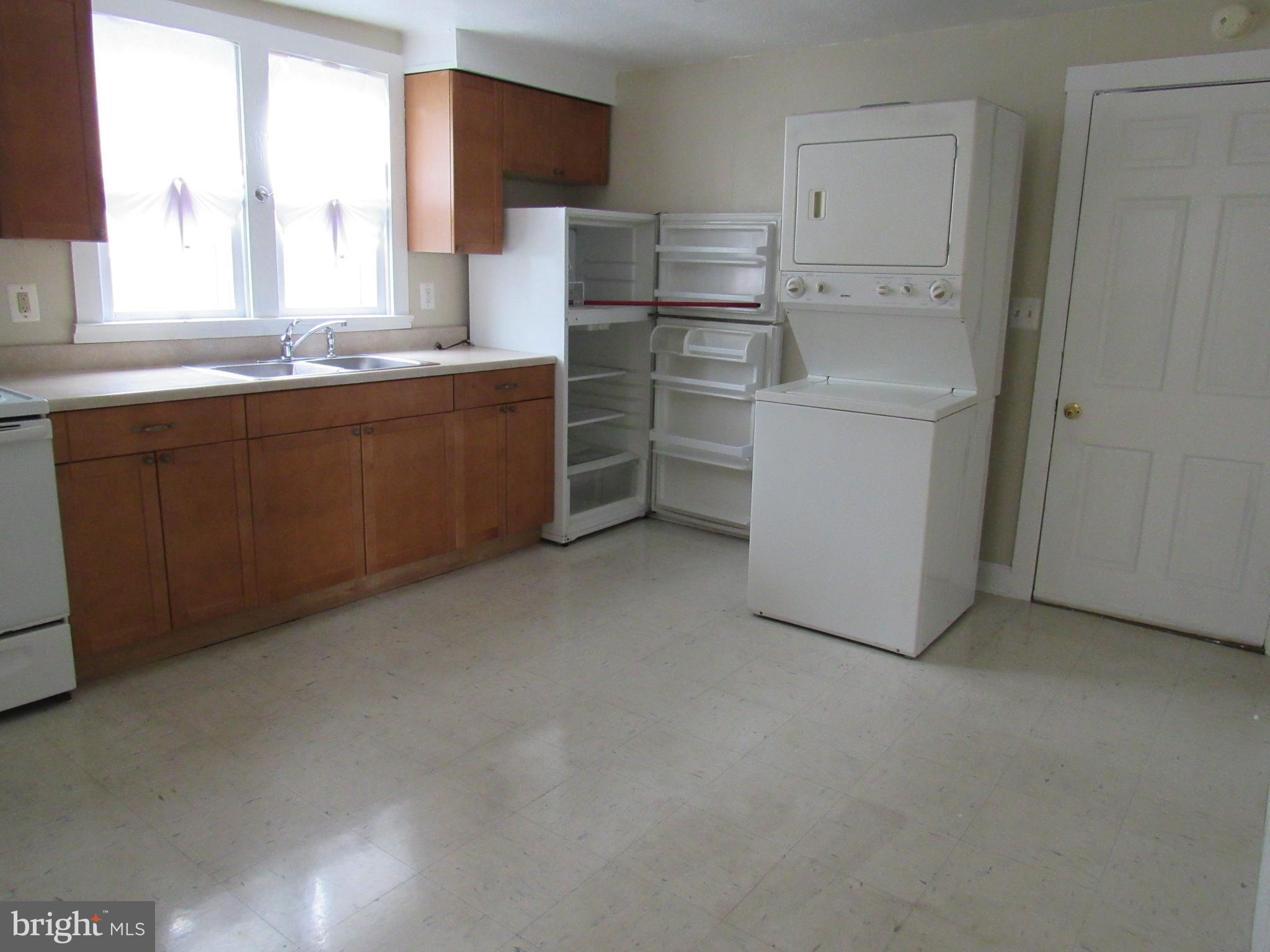 111 North George Street, Unit B Ranson, WV 25438 - Photo 4 of 6