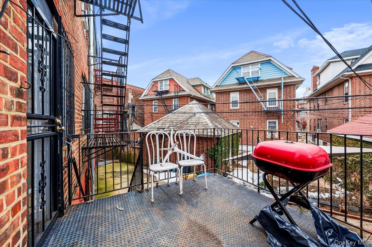 90 Highway 25A Cold Spring Harbor, NY 11724 - Photo 16 of 37