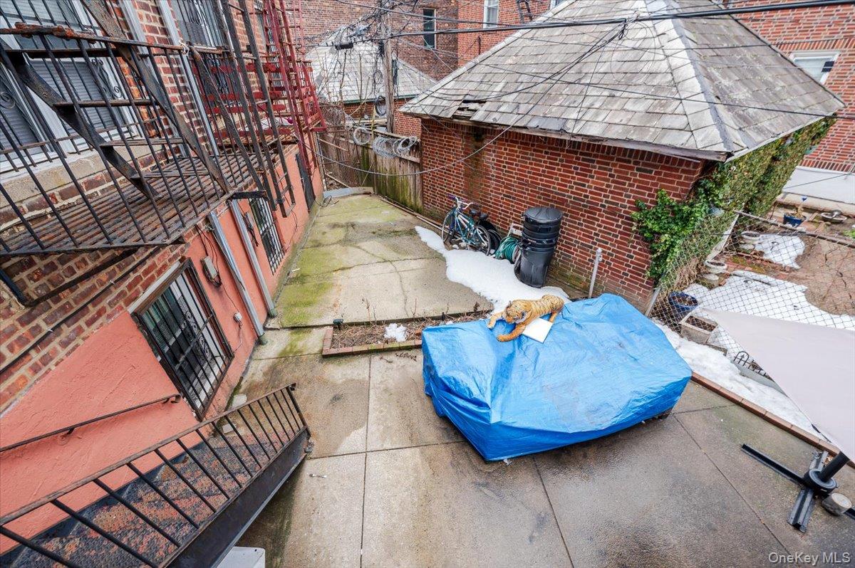 90 Highway 25A Cold Spring Harbor, NY 11724 - Photo 17 of 37