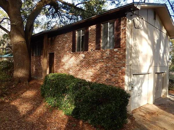 $1,725 | 1802 Salmon Drive, Tallahassee, FL 32303