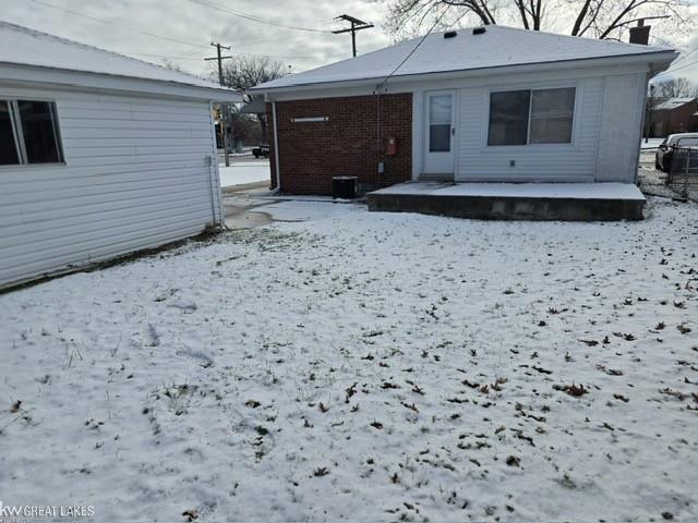 18595 Stephens Eastpointe, MI 48021 - Photo 5 of 30