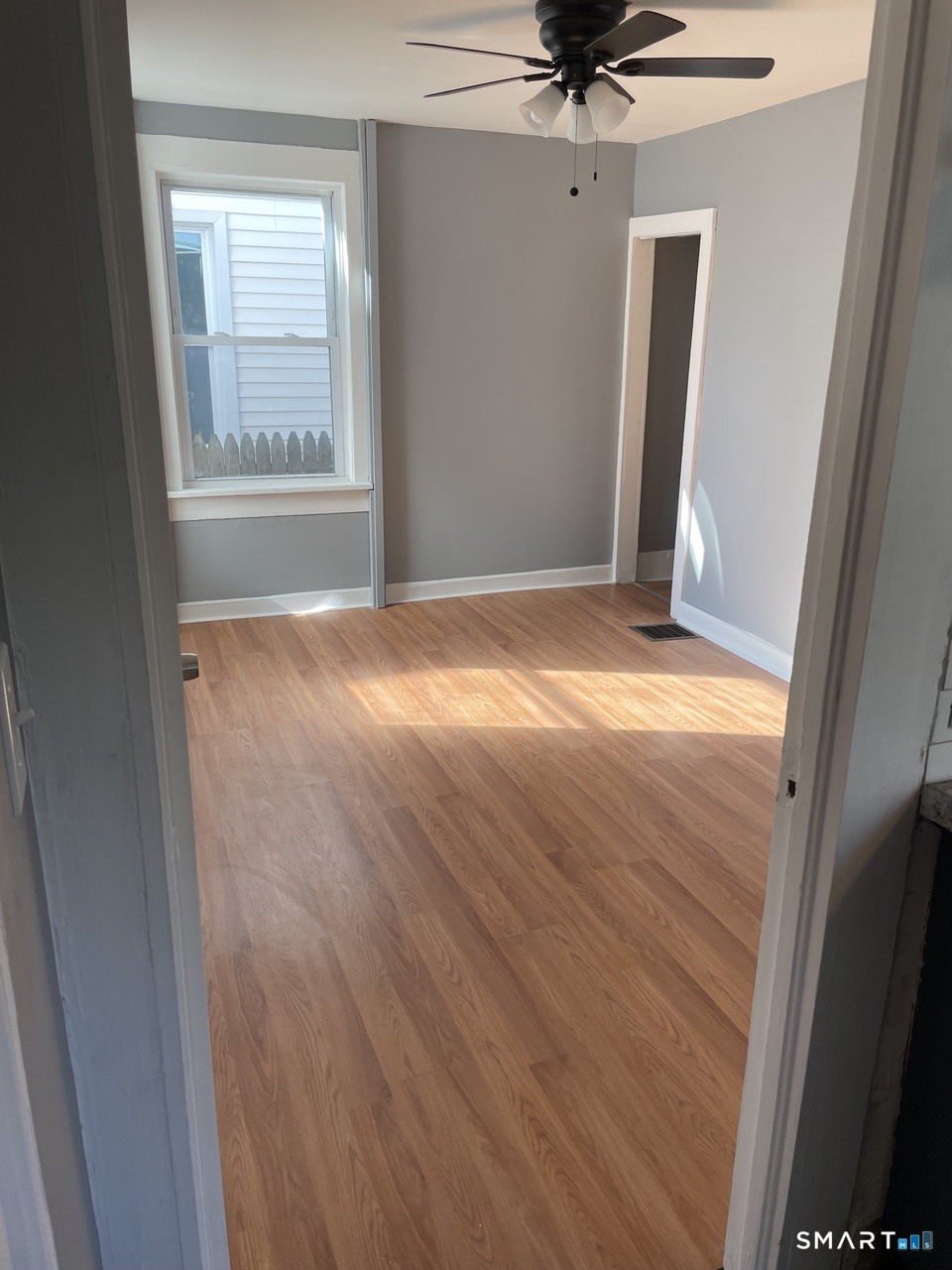 172 Hanover Street Bridgeport, CT 06604 - Photo 6 of 21