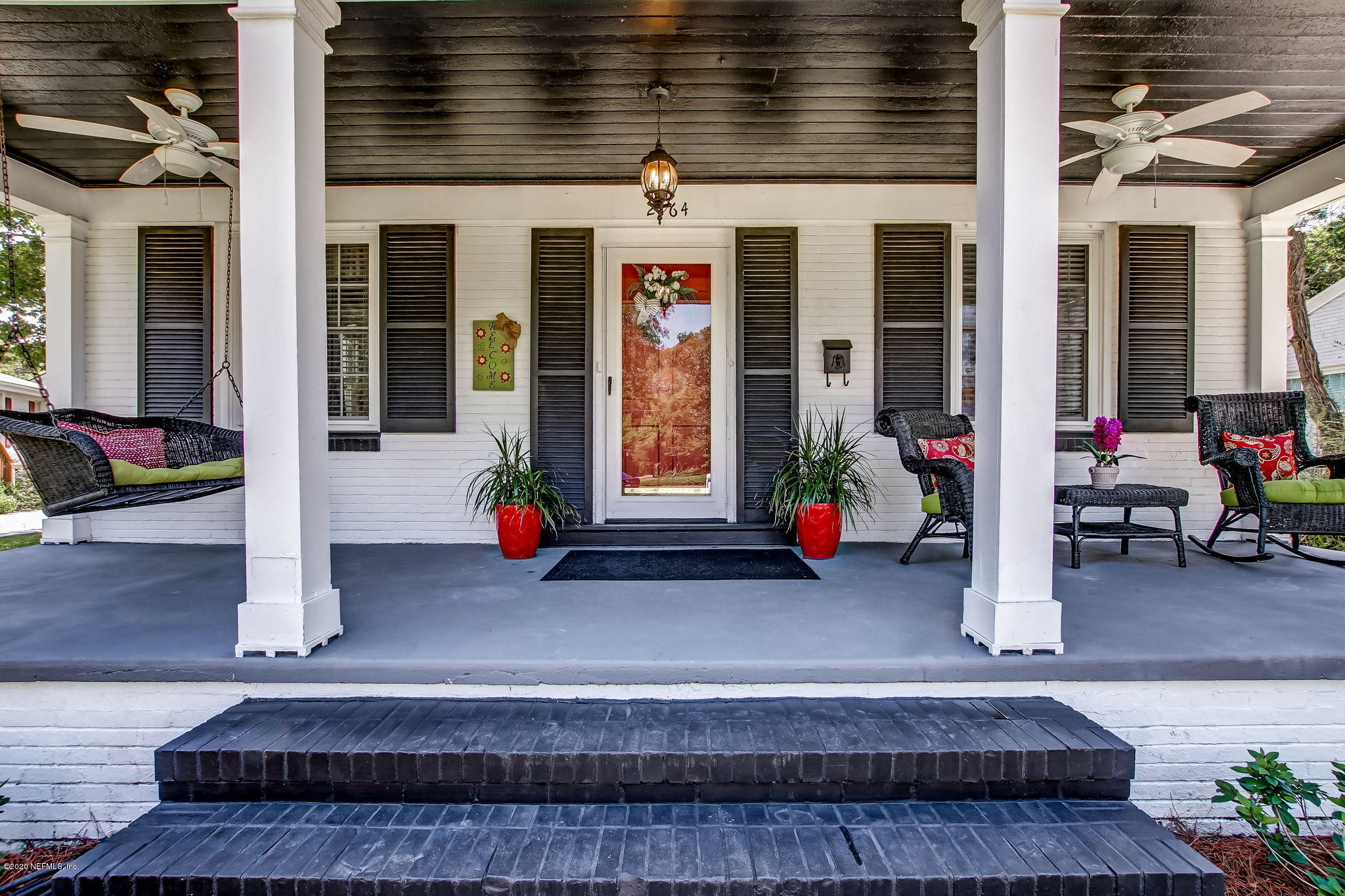 2164 Huntsford Road Jacksonville, FL 32207 - Photo 3 of 34 a view of a building with sitting area