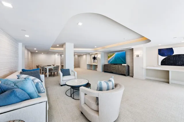 $2,800,000 | 2600 South Ocean Boulevard, Unit 102W, Palm Beach, FL 33480