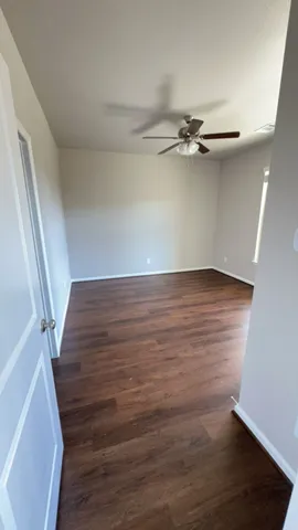 $1,550 | 1033 Tillman Lane, East Bernard, TX 77435