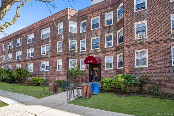$469,880 | 141-48 78th Avenue, Unit 2H | Kew Gardens Hills