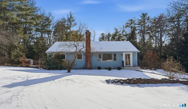 $430,000 | 95 Moravia Road, Avon, CT 06001