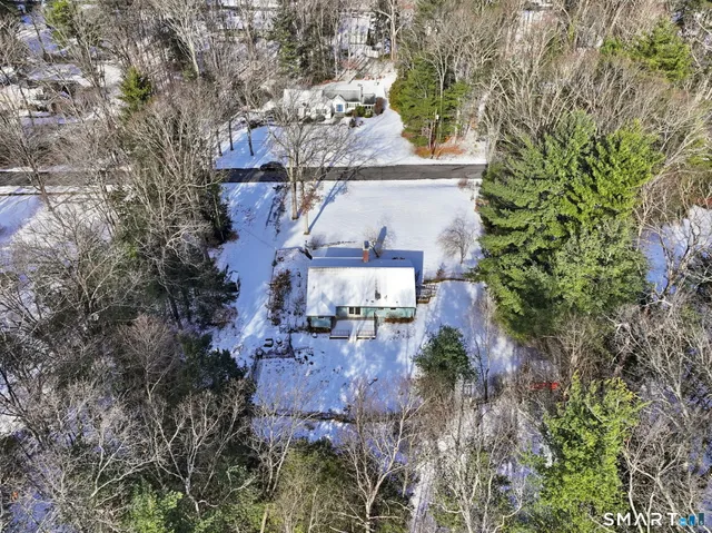 $439,900 | 95 Moravia Road, Avon, CT 06001