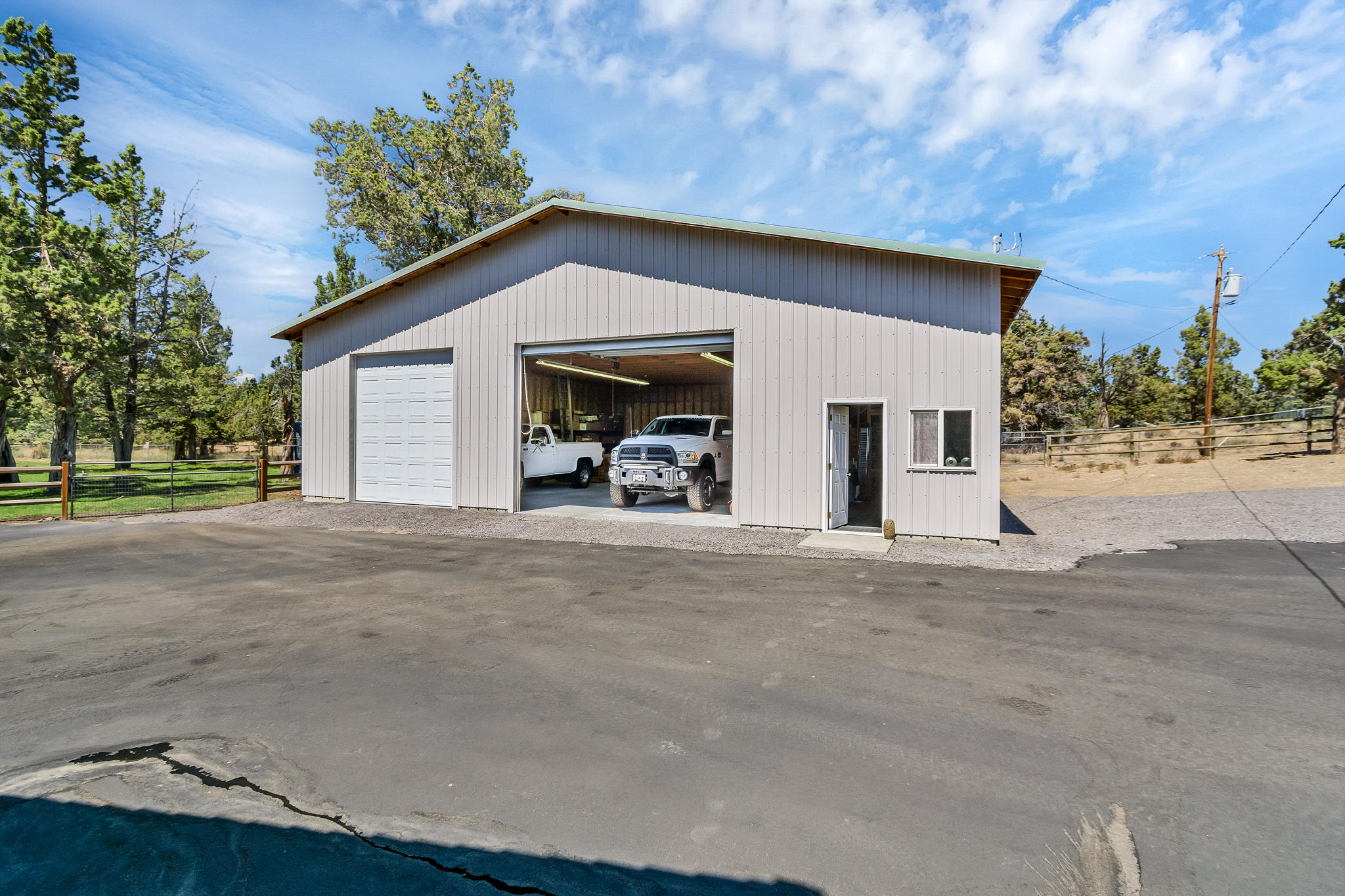 62174 Cody Jr Road Bend, OR 97701 - Photo 25 of 64 DSC06782