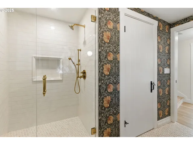 $6,189,000 | 919 Westpoint Road, Lake Oswego, OR 97034