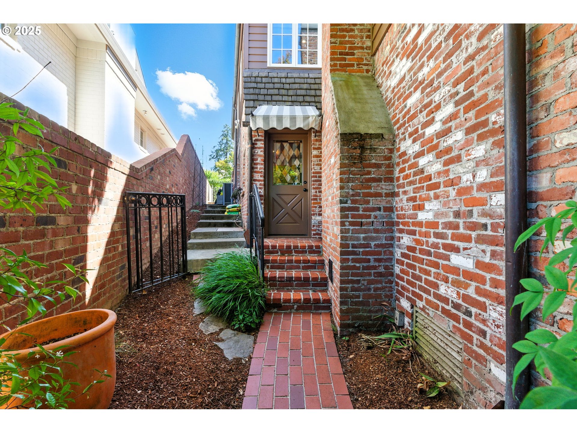 919 Westpoint Road Lake Oswego, OR 97034 - Photo 41 of 46