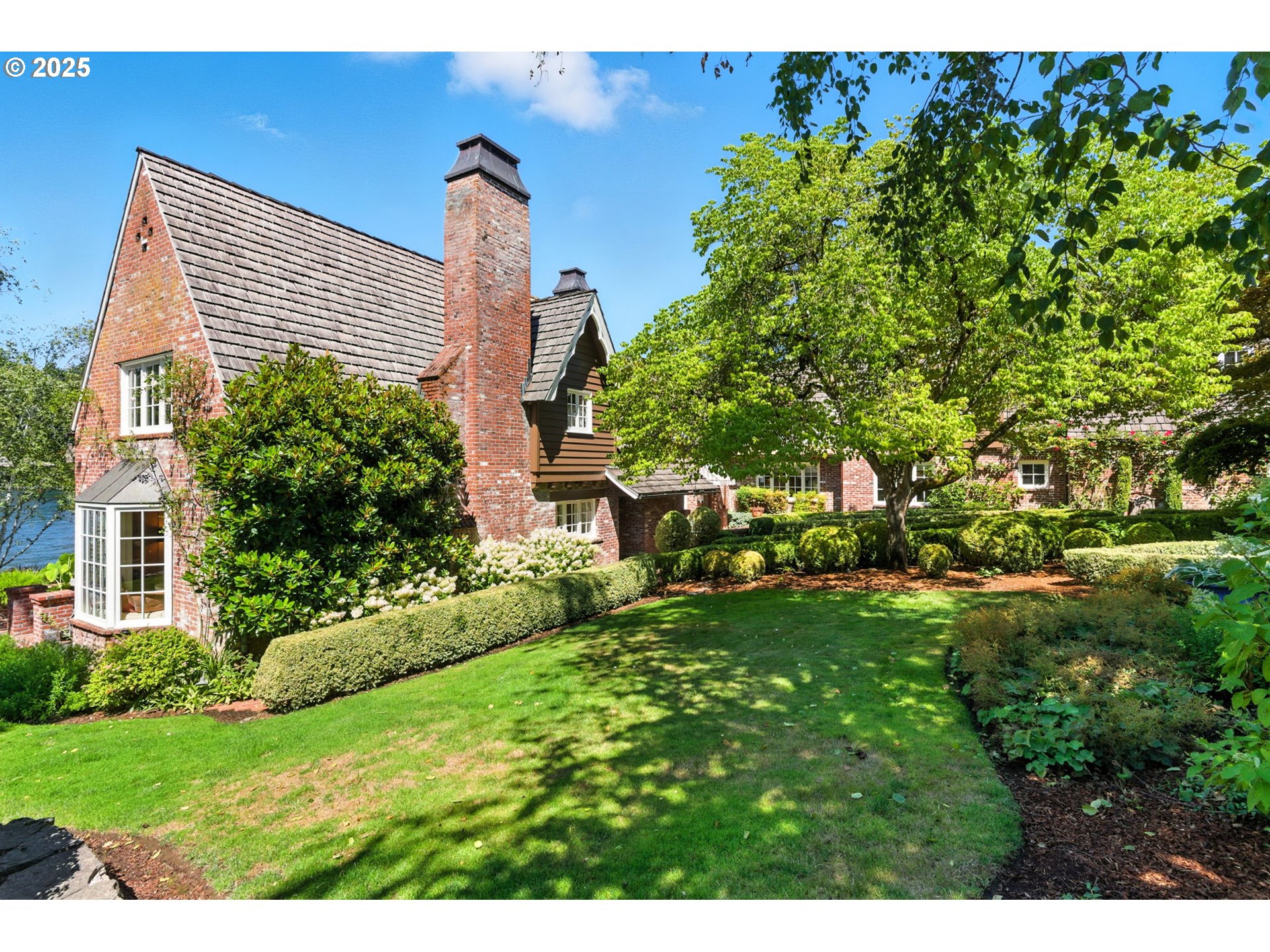 919 Westpoint Road Lake Oswego, OR 97034 - Photo 43 of 46