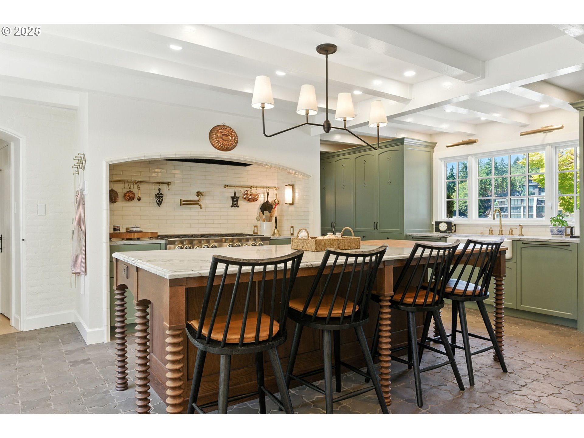 919 Westpoint Road Lake Oswego, OR 97034 - Photo 9 of 46 Kitchen