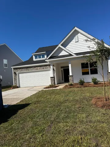 $399,990 | 126 Shingle Oak Drive, Moncks Corner, SC 29461