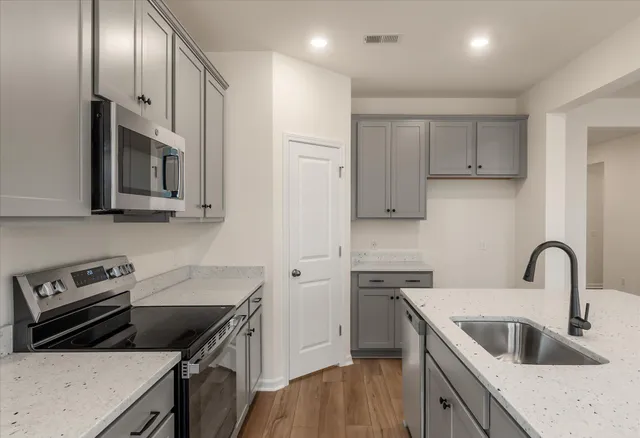 $389,990 | 126 Shingle Oak Drive, Moncks Corner, SC 29461